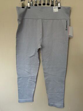 Sports Illustrated High Rise Ribbed 7/8 Ankle Leggings Arctic Grey NWT 3x